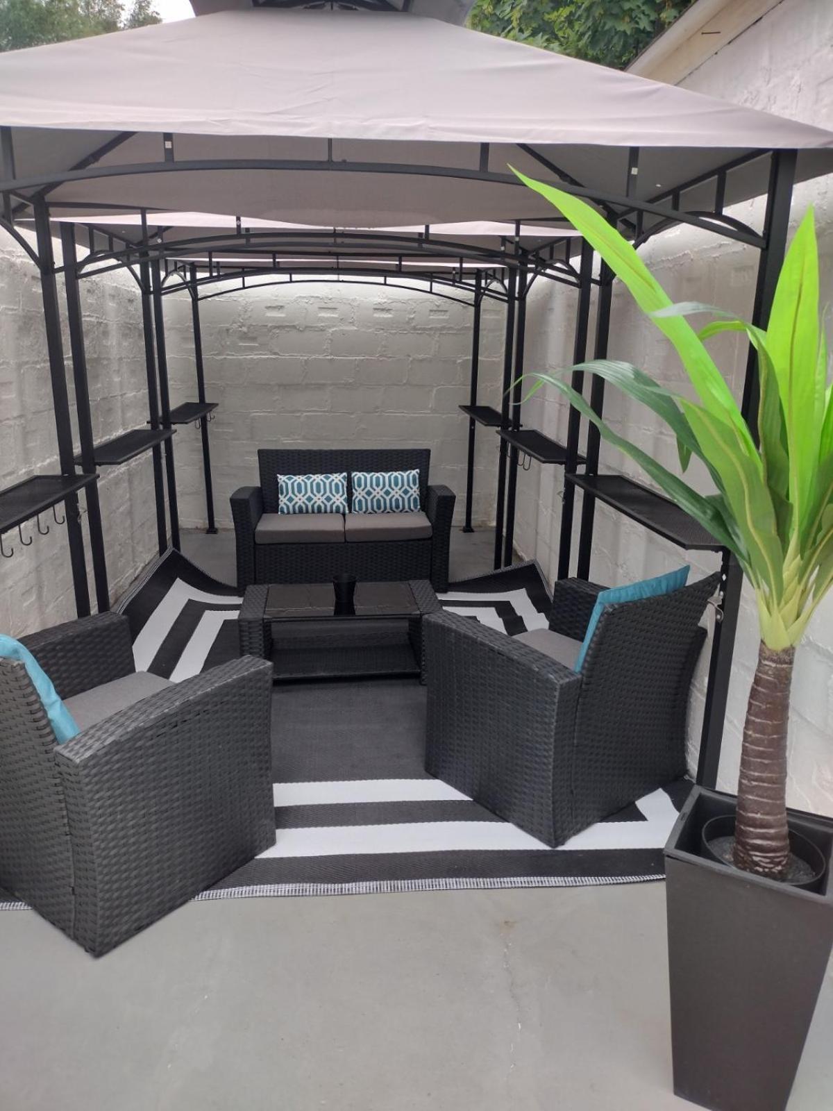 Hugh'S And Nora'S Place To Stay 뉴욕 외부 사진